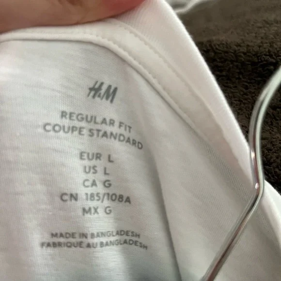 H&M basic tee - Picture 2 of 2